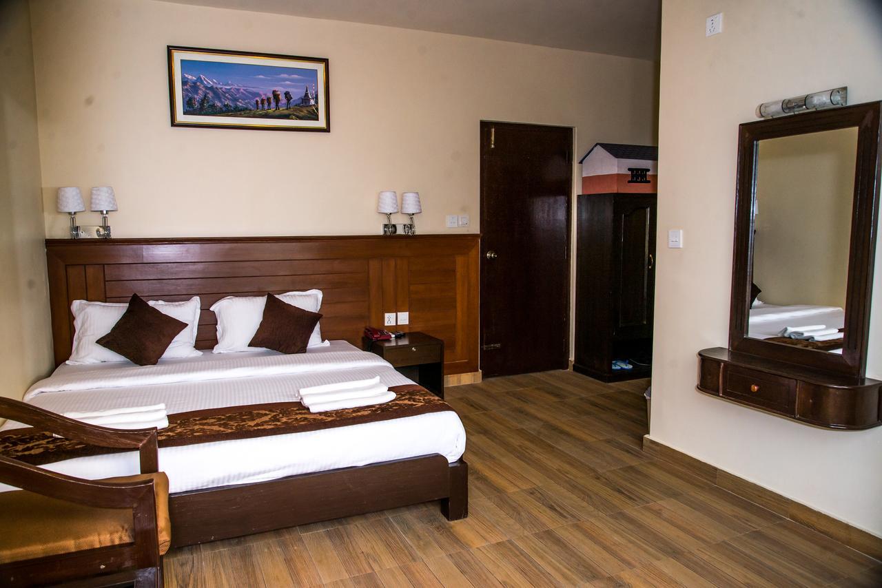 Hotel The Coast Pokhara Bagian luar foto